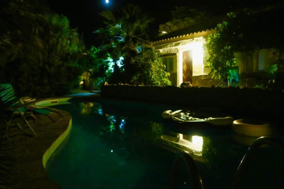 Cortijo Paraiso Charcon Higuera Exterior photo